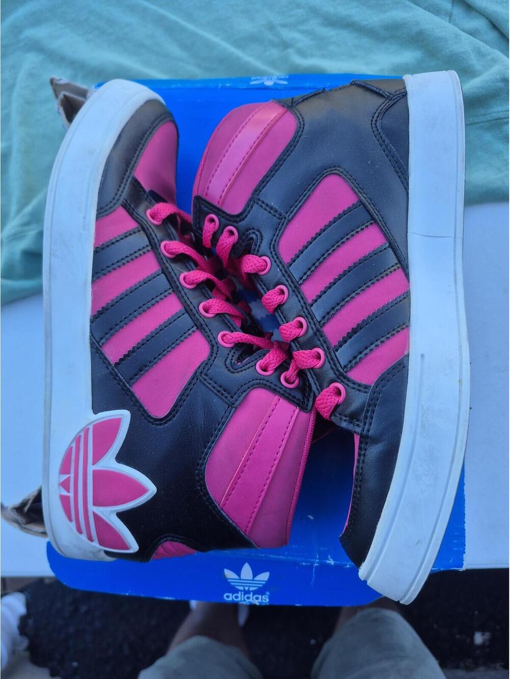 Adidas Hard Court Hi J Big Trefoil High-Top Womens Sz 5